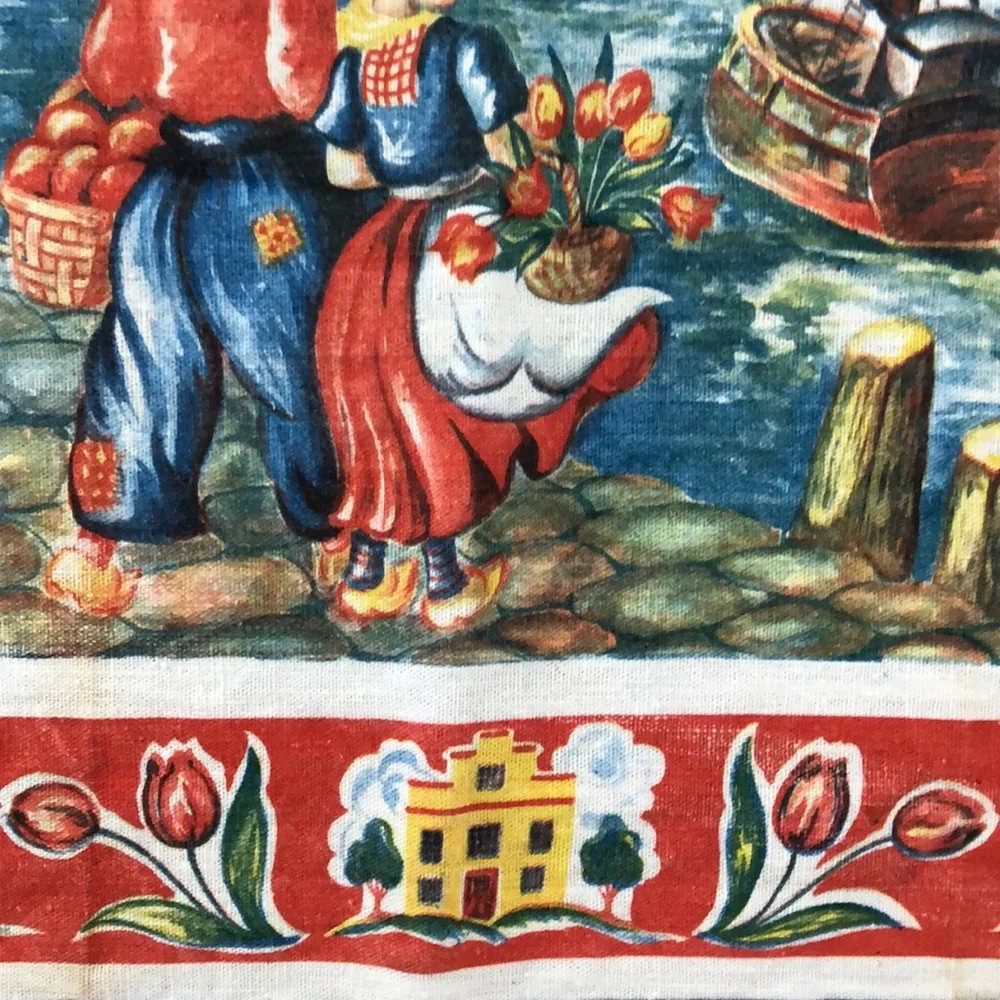 Vintage Linen Tea Towel / Dutch pattern